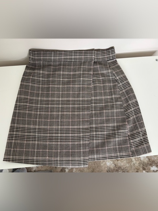 French Connection Dresses & Skirts - French Connection Amati Check Plaid Mini Skirt - Never Worn